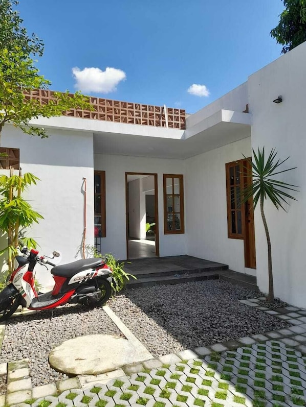 Fachada da propriedade