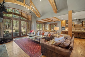 TV, fireplace, ping pong