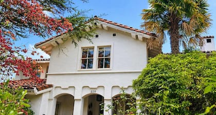 Elegant Spacious Prvt Studio Upscale Berkeley