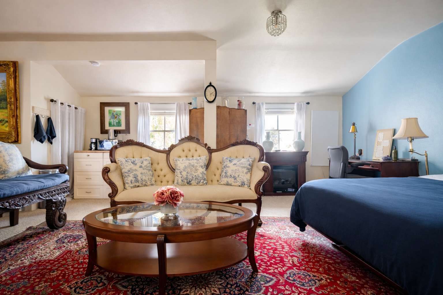 1 bedroom, desk, iron/ironing board, WiFi