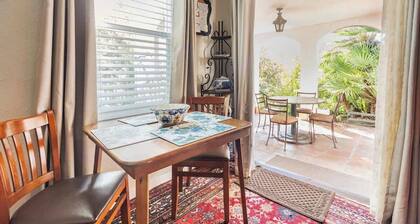 Serene Private Suite Patio ~Upscale Berkeley