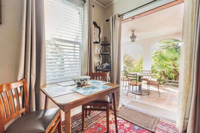 Serene Private Suite Patio ~Upscale Berkeley
