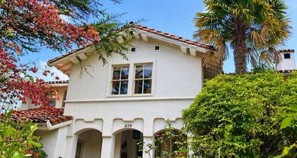 Serene Private Suite Patio ~ Upscale Berkeley