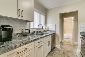 Apartment (1 Bedroom) | Interior