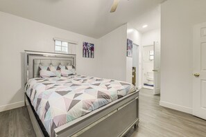 House (6 Bedrooms) | Interior - Swim, Barbecue & Game: Home 4 Mi to Pompano Beach! (Pompano Beach)