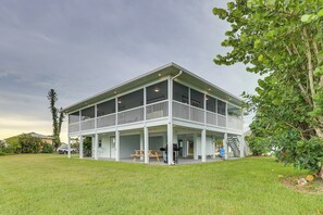 House (3 Bedrooms) | Interior - Dock + Canal View: Tranquil Escape in Punta Gorda (Punta Gorda)