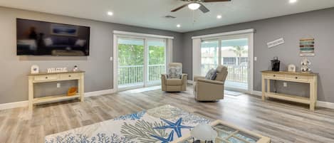 House (3 Bedrooms) | Interior