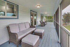 House (3 Bedrooms) | Interior - Dock + Canal View: Tranquil Escape in Punta Gorda (Punta Gorda)