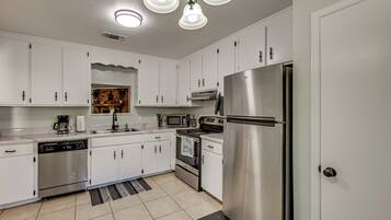 Apartemen (3 Bedrooms) | Interior