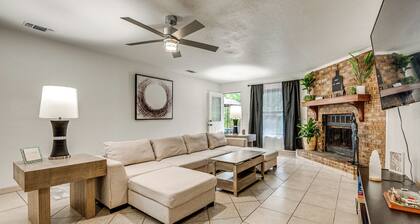 Group-friendly Rental 5 Mi to Dtwn Tallahassee!