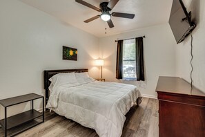 Apartment (3 Bedrooms) | Interior - Group-friendly Rental 5 Mi to Dtwn Tallahassee! (Tallahassee)