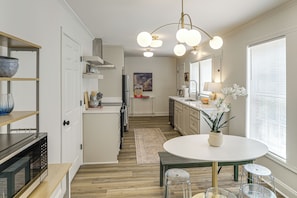 Interior - Downtown Home! Walk to Oxford Square & Ole Miss (Oxford)