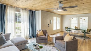 Rumah (4 Bedrooms) | Interior