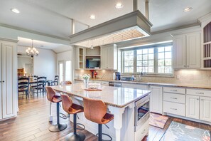 House (4 Bedrooms) | Interior - Private Hot Tub & Patio: Golf Retreat in Canyon! (Canyon)