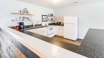 Casa (2 Bedrooms) | Interior