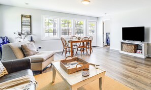 Casa (2 Bedrooms) | Interior