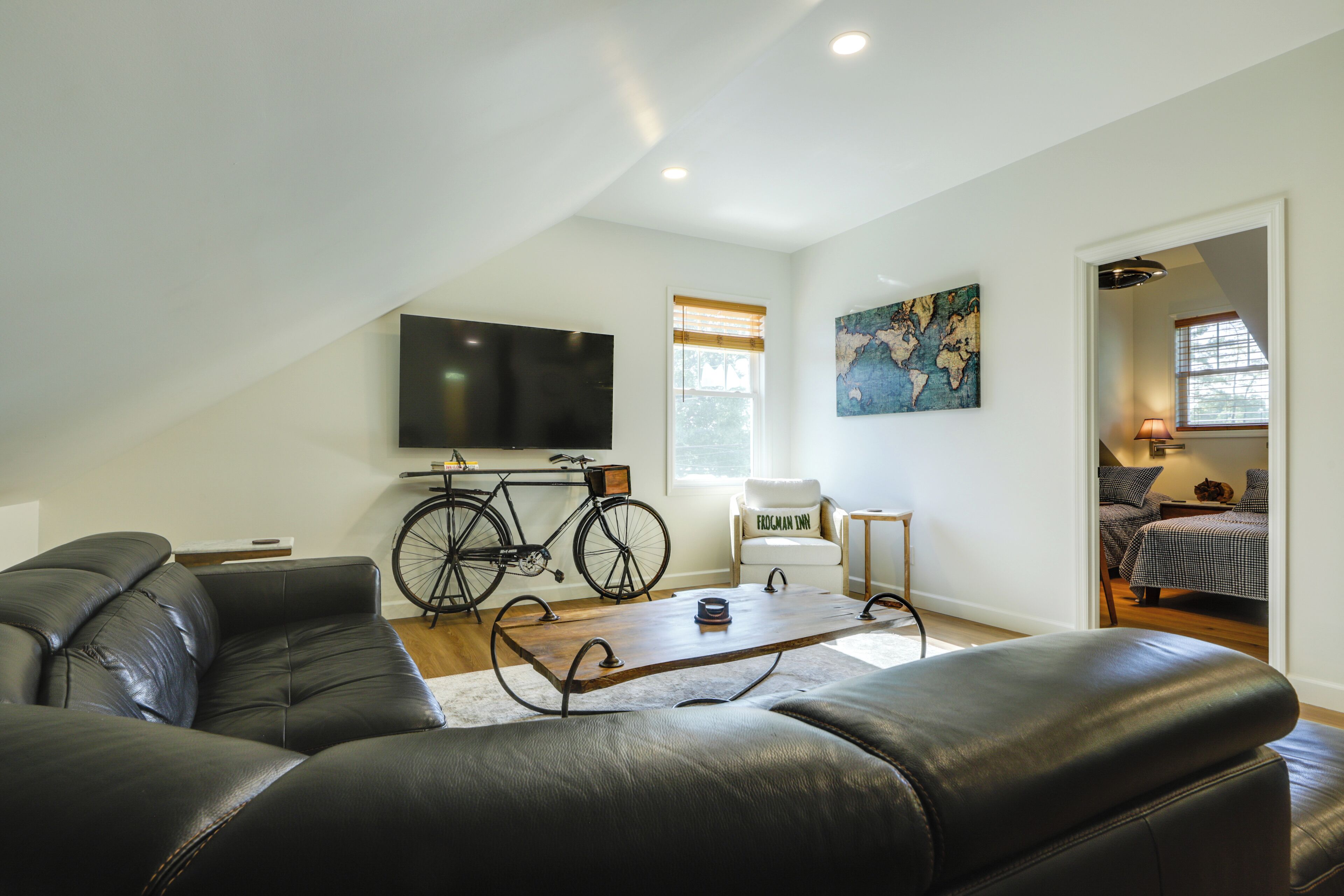 House (2 Bedrooms) | Front of property