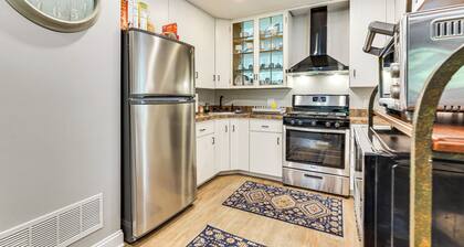 Yard w/ Games: Cottage 2 Mi to Saugatuck Reservoir