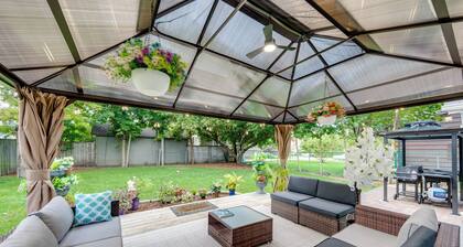 1 Mi to Dtwn Elgin: Dutch Colonial w/ Lovely Patio