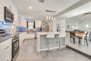 House (2 Bedrooms) | Interior