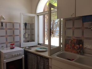 Microwave, oven