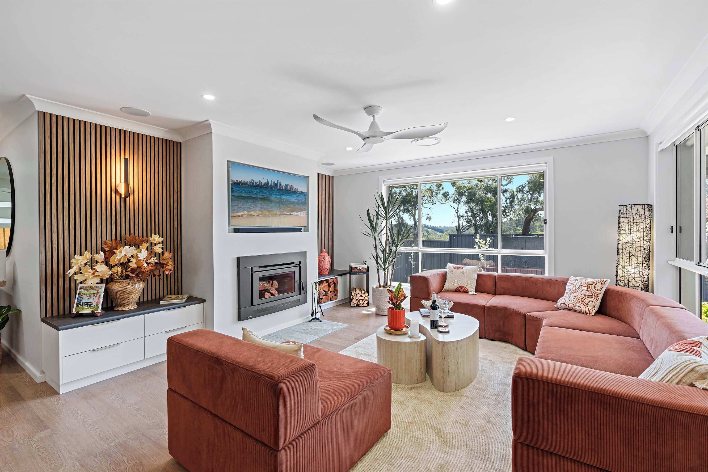 TV, fireplace, stereo, offices