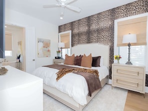 4 bedrooms, iron/ironing board, WiFi, bed sheets
