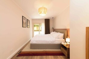 In-room safe, iron/ironing board, free WiFi