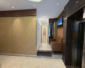 Interior - Hotel Royal Inn (Chennai)