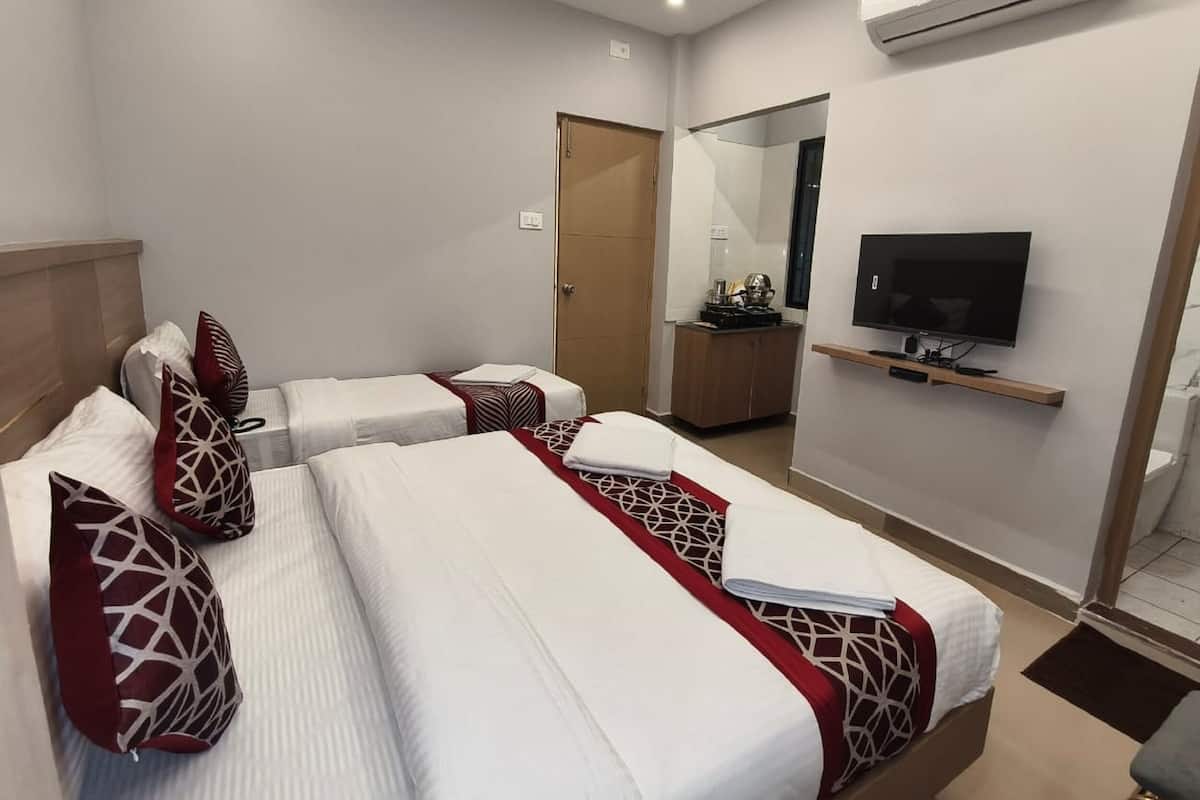 Deluxe Quadruple Room | Free WiFi