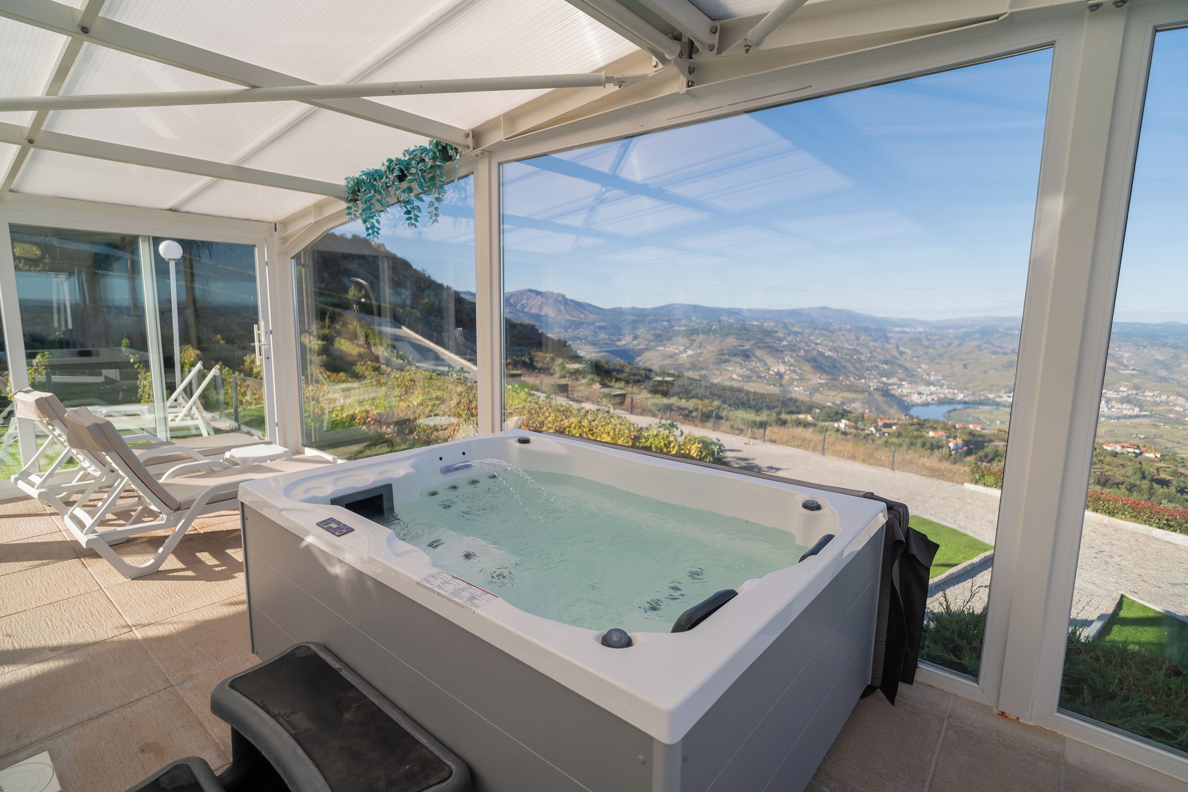 Indoor pool, sun loungers