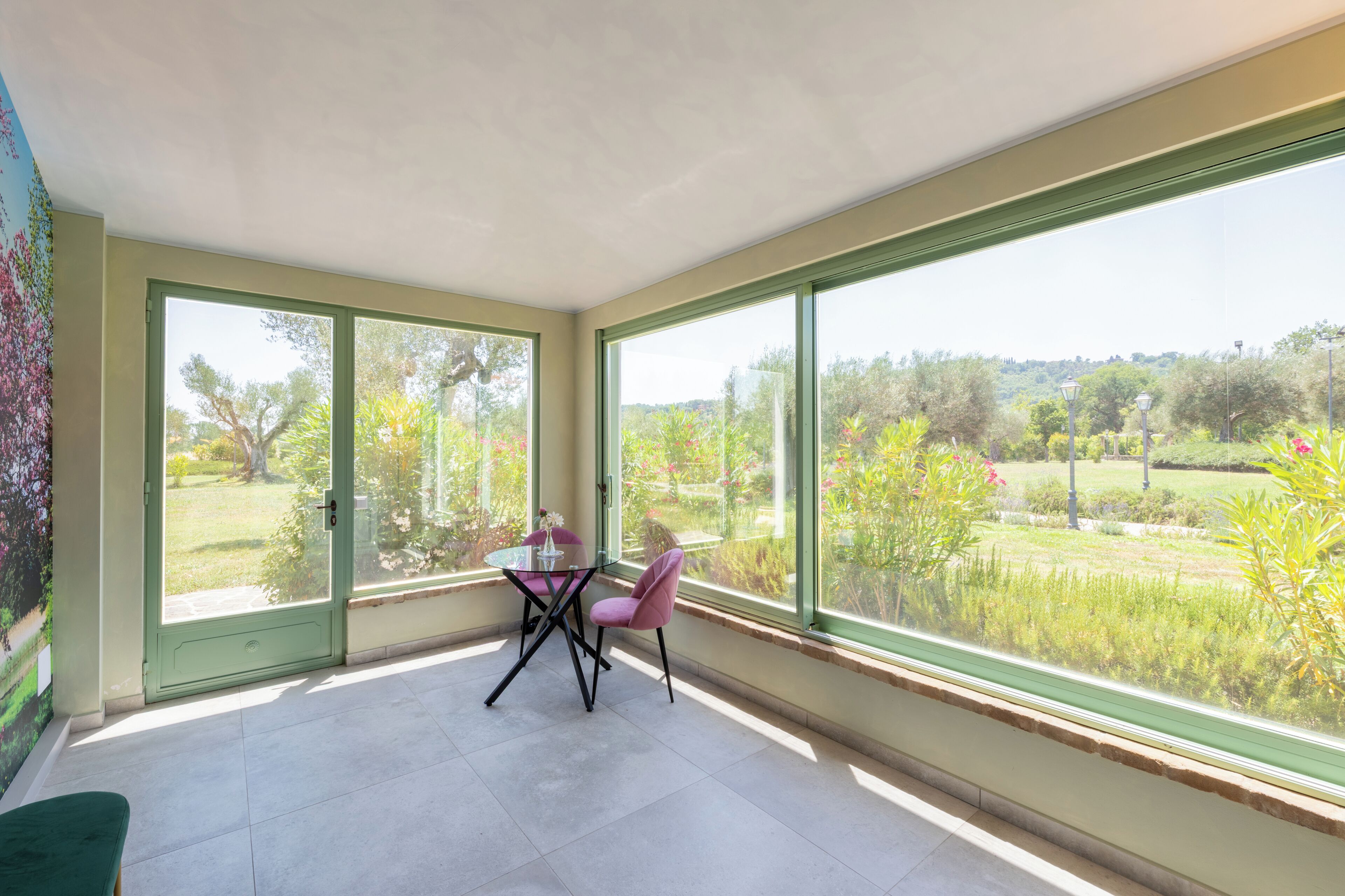 Standard Suite PEPERONCINO | Coin séjour