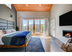 4 Schlafzimmer, Bügeleisen/Bügelbrett, kostenloses WLAN, Bettwäsche