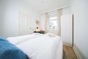 Deluxe Apartment, 1 Queen Bed with Sofa bed, Kitchenette