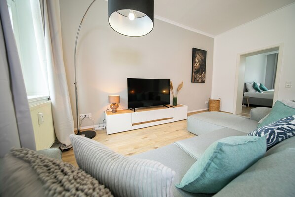 Superior Apartment, 2 Bedrooms, Kitchen | Living room