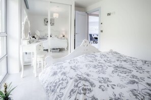 Apartment | 2 bedrooms, Internet