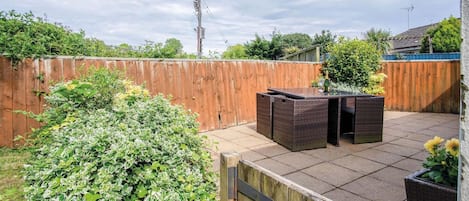 House | 2 bedrooms, Internet