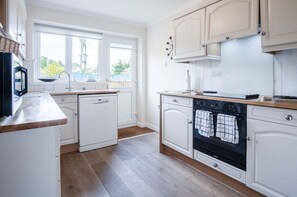 House | 2 bedrooms, Internet - Clover Cottage - 2 Bedroom Cottage - Begelly (Kilgetty)