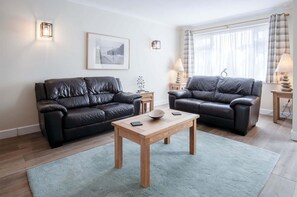 House | 2 bedrooms, Internet - Clover Cottage - 2 Bedroom Cottage - Begelly (Kilgetty)