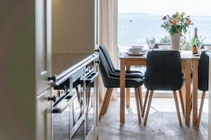 5 habitaciones y acceso a internet