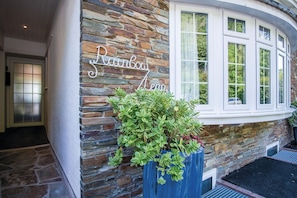 House | 5 bedrooms, Internet - Rainbow Leap - 5 Bed Holiday Home - Saundersfoot (Saundersfoot)