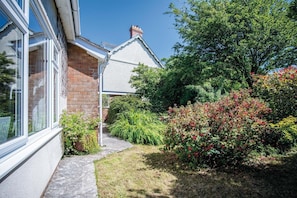 House | 2 bedrooms, Internet - Palace Park - 2 Bedroom Bungalow - Manorbier (Tenby)