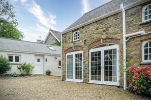 House | 1 bedroom, Internet - The Carthouse - 1 Bedroom Cottage - Princes Gate (Narberth)