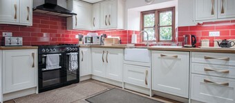 The Stables - 3 Bedroom Cottage - Beavers Hill