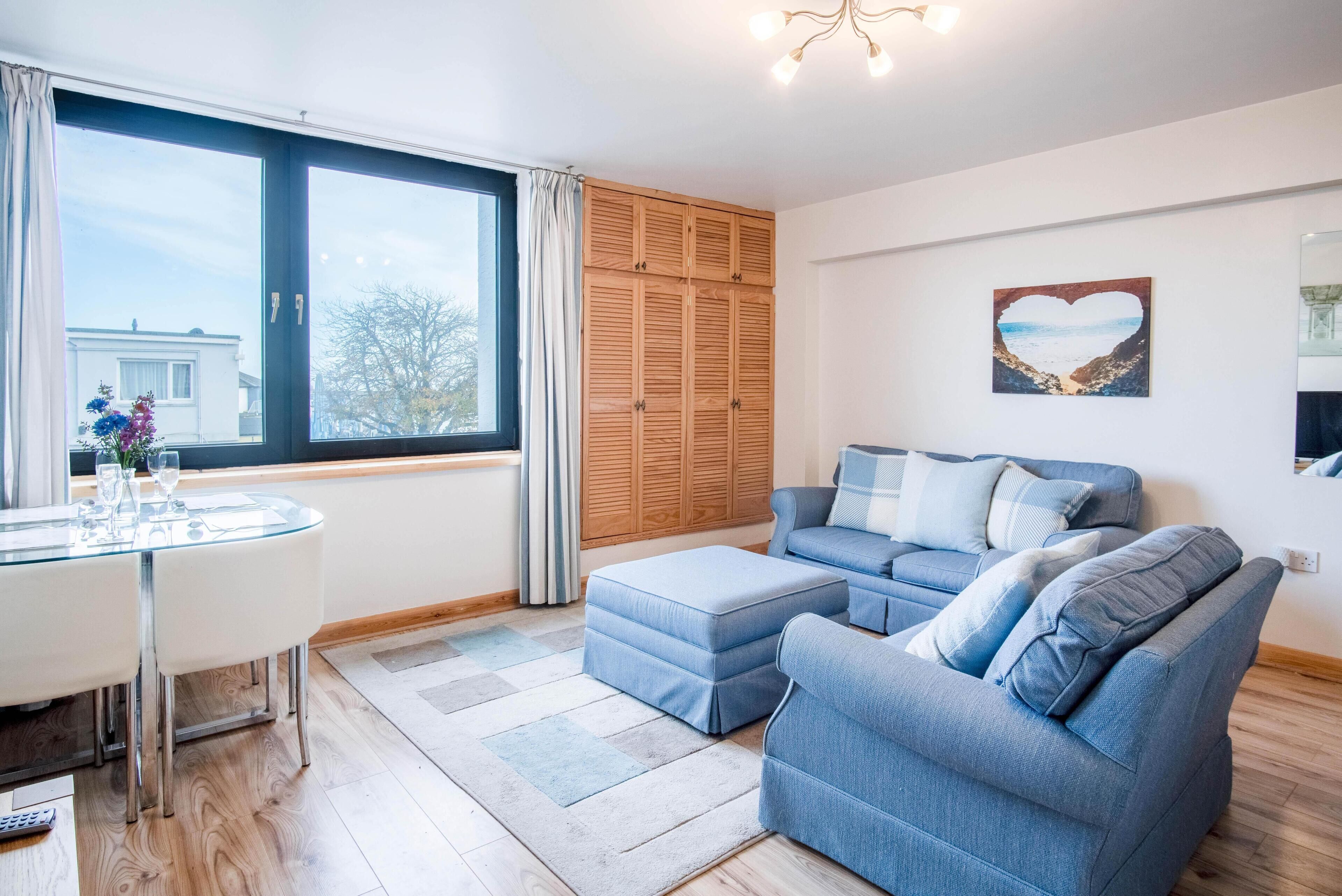 1 habitación y acceso a internet 