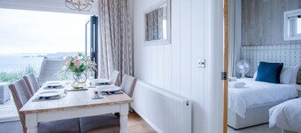 Shearwater 30 - 2 Bedroom Lodge - Summerhill