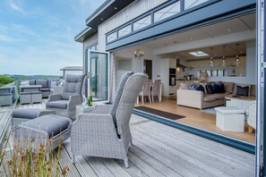 ハウス | 2 室のベッドルーム、インターネットアクセス