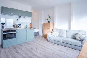 Apartment - The Lighthouse - 1 Bedroom Apartment - Saundersfoot (Saundersfoot)