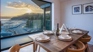 Apartment | 3 bedrooms, Internet