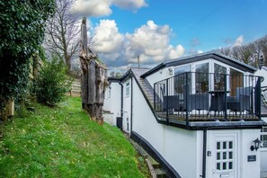 House | 2 bedrooms, Internet - Beachwood - 2 Bedroom Cottage - Penally (Tenby)